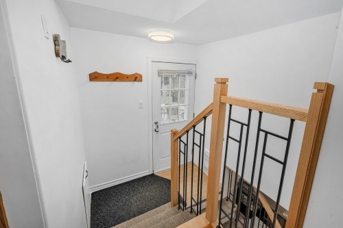 Escalier - 186 Rue Filion, Laval (Sainte-Rose), QC 