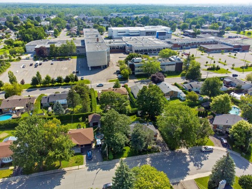 Vue d'ensemble - 186 Rue Filion, Laval (Sainte-Rose), QC 