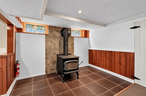 Salle familiale - 833 Ch. Du Clocher, Saint-Jean-Sur-Richelieu, QC 