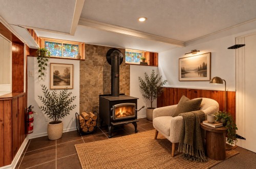 Salle familiale - 833 Ch. Du Clocher, Saint-Jean-Sur-Richelieu, QC 