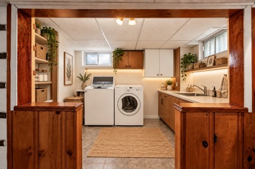 Salle de lavage - 833 Ch. Du Clocher, Saint-Jean-Sur-Richelieu, QC 