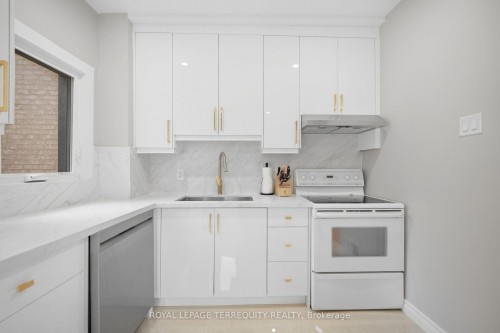 350 Lumsden Avenue, Toronto, ON 