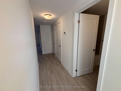 28-42 Lowes Road W, Guelph, ON N1G 4X2 4