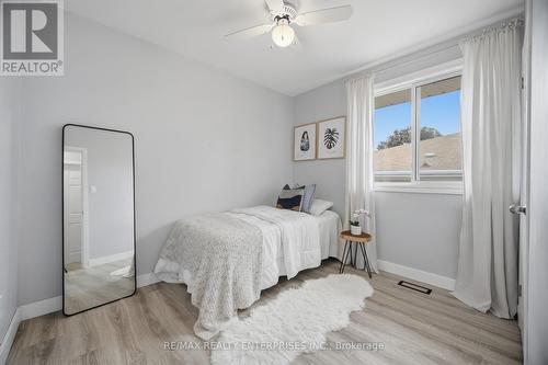 1310 Redbank Crescent, Oakville, ON 