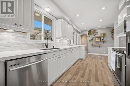 1310 Redbank Crescent, Oakville, ON 