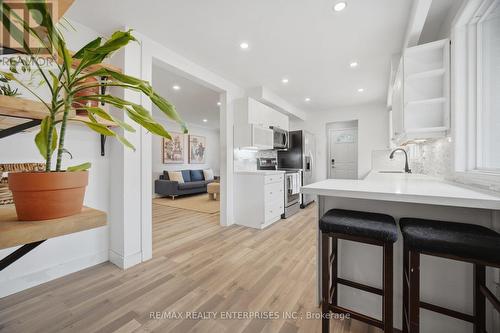 1310 Redbank Crescent, Oakville, ON 