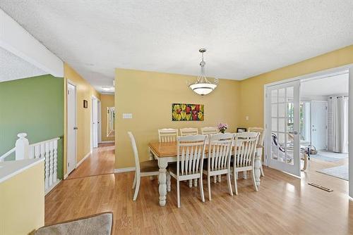 560 Balsam Cr, Oakbank, MB 