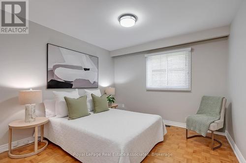 2553 Annelyn Court, Mississauga, ON 