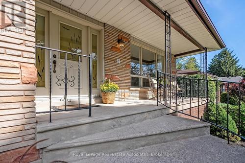 2553 Annelyn Court, Mississauga, ON 