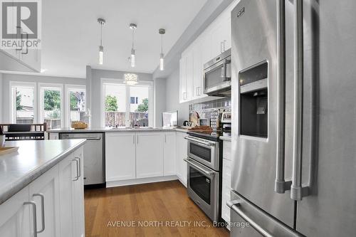 303 Wood Acres Grove, Ottawa, ON 