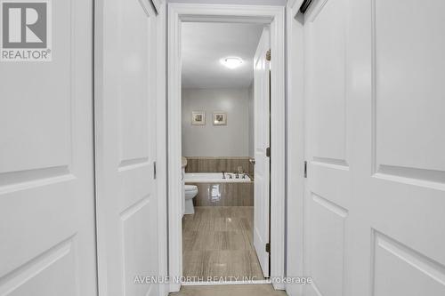 303 Wood Acres Grove, Ottawa, ON 