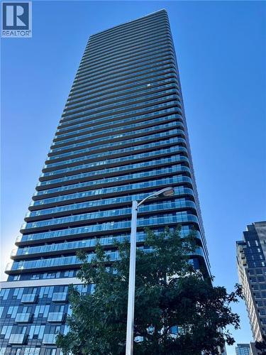 30 FRANCIS Street S Unit# 1405 , Kitchener, Ontario N2G 0B5 2