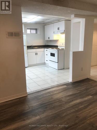LOWER - 898 RAMBLEBERRY AVENUE , Pickering, Ontario L1V 5X9 5