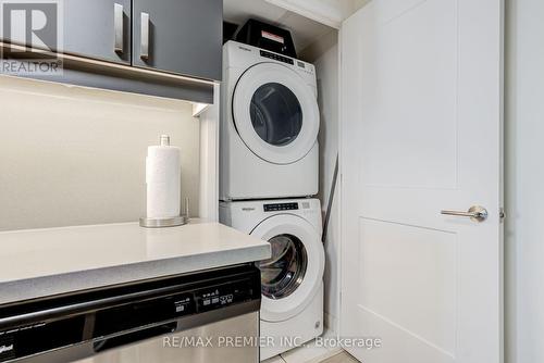 Th 5 - 1010 Portage Parkway, Vaughan, ON 