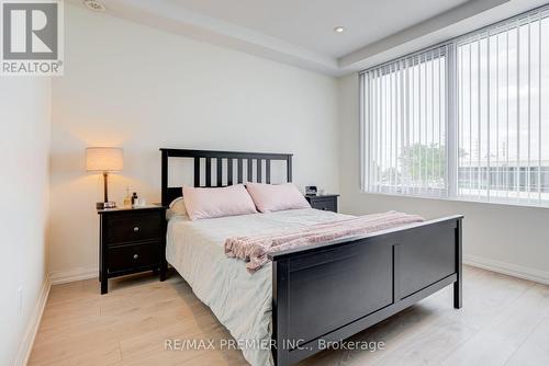 Th 5 - 1010 Portage Parkway, Vaughan, ON 