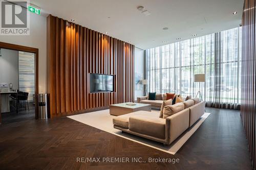 Th 5 - 1010 Portage Parkway, Vaughan, ON 