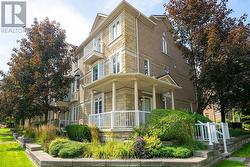 15 - 130 PARK STREET E Mississauga, ON L5G 4W1