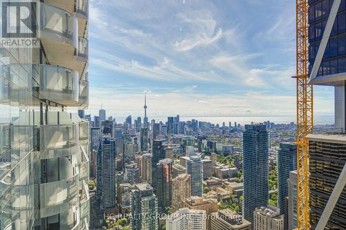 6209 - 1 Bloor Street E, Toronto, ON 