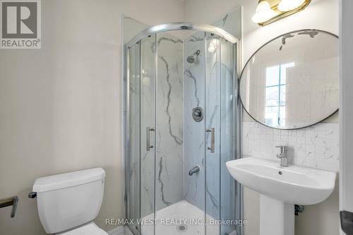 43 Ed Ewert Avenue, Clarington, ON 