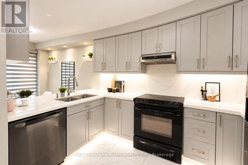 124 Tomabrook Crescent, Brampton, ON 