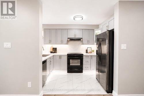 124 Tomabrook Crescent, Brampton, ON 