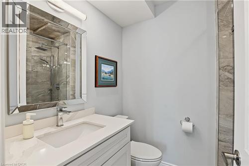 Main Bathroom - 2121 Lakeshore Road Unit# 603, Burlington, ON 