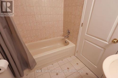 Downstairs Bathroom - 342 Fleming Drive, London East (East D), ON 