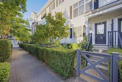 19 16458 23A AVENUE Surrey, BC V3Z 0L9
