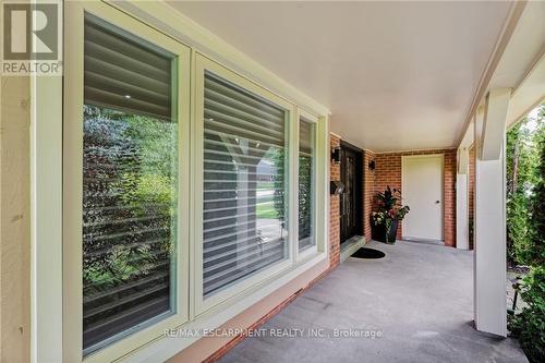 2284 Mansfield Drive, Burlington, ON 