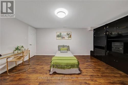 2284 Mansfield Drive, Burlington, ON 
