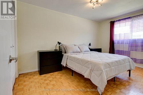557 Glen Manor Boulevard, Waterloo, ON 