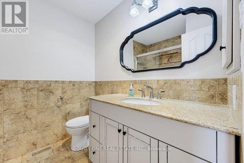 35 Ivylea Street, Ottawa, ON 
