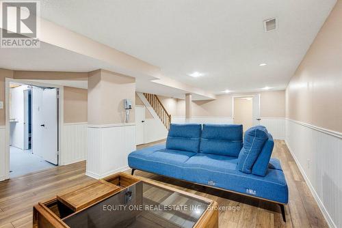 35 Ivylea Street, Ottawa, ON 