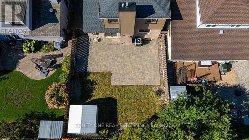 35 Ivylea Street, Ottawa, ON 