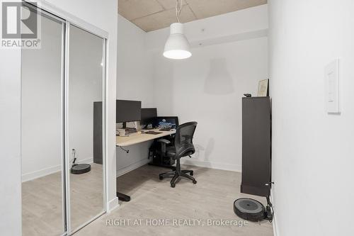 511 - 109 OSSINGTON AVENUE , Toronto, Ontario M6J 2Z2 4