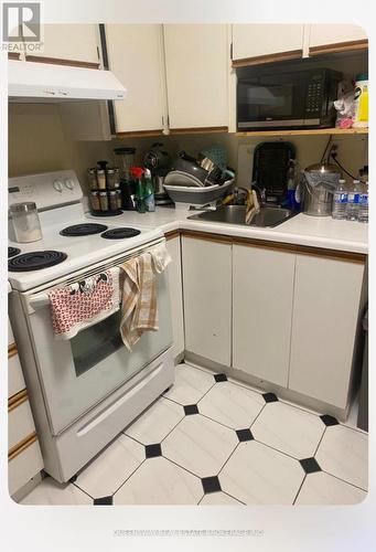 2ND FLOOR AND ATTIC - 432 GLADSTONE AVENUE , Toronto, Ontario M6H 3H9 3