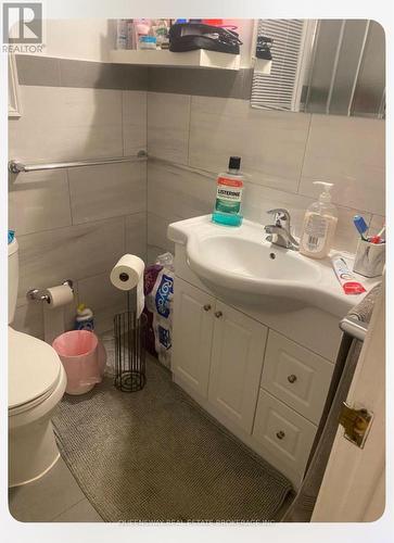 2ND FLOOR AND ATTIC - 432 GLADSTONE AVENUE , Toronto, Ontario M6H 3H9 5