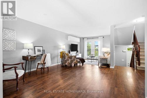 Living Room - 10 - 571 Longworth Avenue E, Clarington, ON 