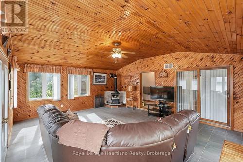 156 Queen Street S, Minto, ON 