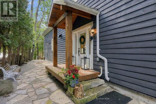 19 Stanley Avenue, Oro-Medonte, ON 