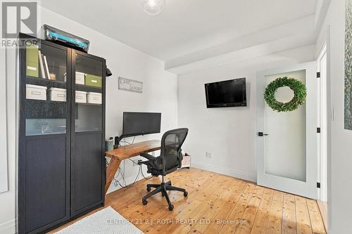 19 Stanley Avenue, Oro-Medonte, ON 
