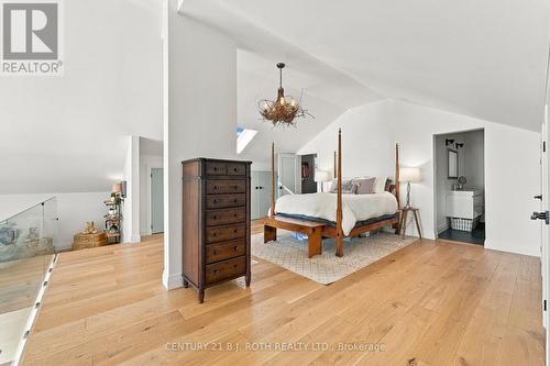 19 Stanley Avenue, Oro-Medonte, ON 