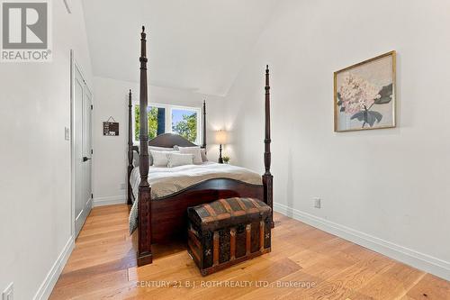 19 Stanley Avenue, Oro-Medonte, ON 
