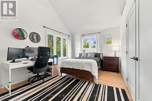 19 Stanley Avenue, Oro-Medonte, ON 