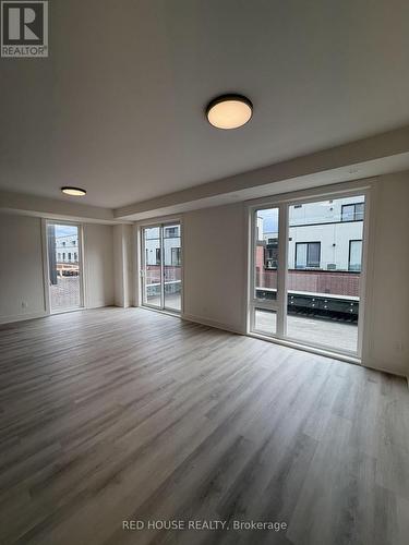 246 ELLIS AVENUE , St. Catharines, Ontario L2P 0H2 4