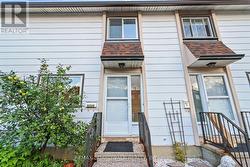 912 B ELMSMERE ROAD Ottawa, ON K1J 7T6