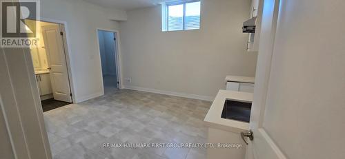 LOWER - 807 GRIFFIN TRAIL , Peterborough, Ontario K0K 1J0 3