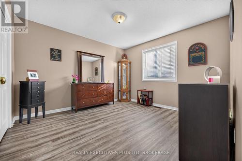 7802 Sabine Drive, Niagara Falls (Ascot), ON 