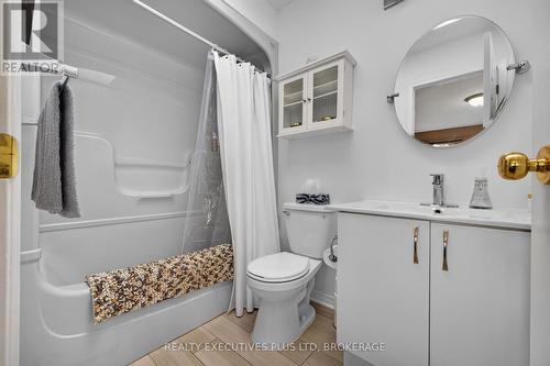 Primary Ensuite with Bath - 7802 Sabine Drive, Niagara Falls (Ascot), ON 