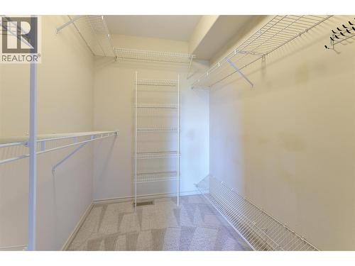 Walk in Closet - 2605 Copper Ridge Drive, West Kelowna, BC 